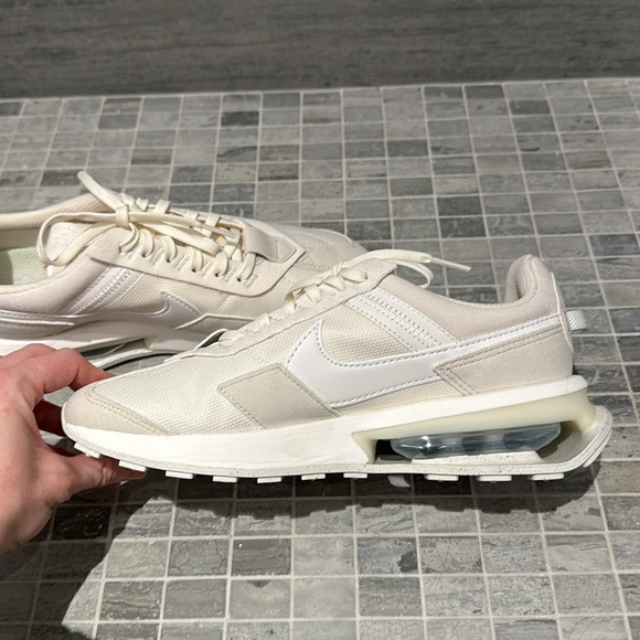 Nike Air Max Pre-Day Sneakers - Picture 9 of 13